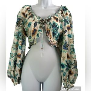 Indikah by Angel Biba Balloon Sleeve Boho Tie Front Smocked Floral Crop Top - S